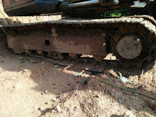 KOMATSU PC60-5 มีหัวคีปกับบุ้งกี๋ พร้อมใช้งาน