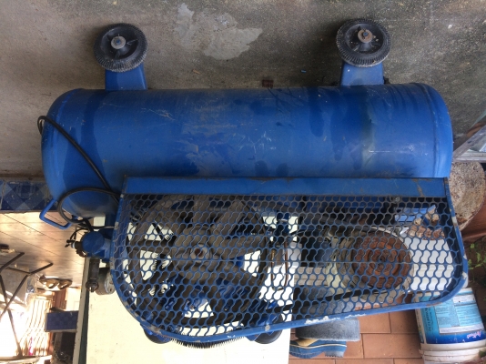 ขาย ปั๊มลม PUMA รุ่น PP2 65 ลิตร พร้อมแถม มอเตอร์อีก 1 ตัว ขาย ปั๊มลม PUMA รุ่น PP2 65 ลิตร พร้อมแถม มอเตอร์อีก 1 ตัว