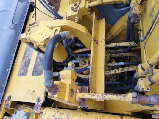 KOMATSU PC 210-6