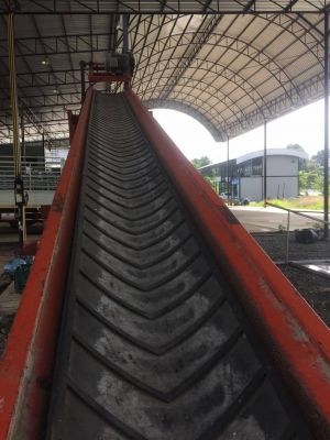 ขาย เครื่องอัดอิฐบล็อกไฮโดรลิค ผลิตได้ครั้งละ 4 ก้อน กำลังการผลิต 4,000 ก้อนต่อวัน ขาย เครื่องอัดอิฐบล็อกไฮโดรลิค ผลิตได้ครั้งละ 4 ก้อน กำลังการผลิต 4,000 ก้อนต่อวัน