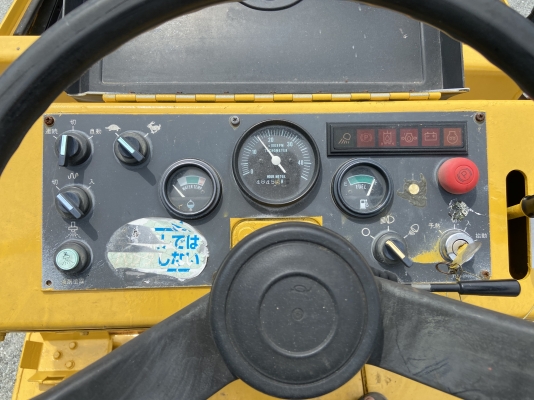 ขายรถบด3ตัน SAKAIรุ่นTW350 นำเข้าญี่ปุ่นไม่เคยใช้งานในไทย หน้าเหล็กหลังยาง ขับ2เพลาเอวอ่อน เครื่องอีซูซุ3สูบ สภาพดีพร้อมใช้งาน มีให้เลือกหลายคันหลายขนาด0818302909จิรโรจน์Line: Jiraroj2909