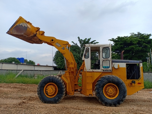 รถตักล้อยาง KAWASAKI KLD70A รถนอกนำเข้า เครื่อง ISUZU เบรกจิฟฟี่ พวงมาลัยพาวเวอร์ เอวอ่อน หัวเก๋งสวย