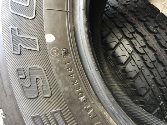 ขายยางบริสโตน245/70/16ปี12/2เส้น ลบปี/2เส้น ถอดล้ออ่ะไหล่ ชุด4เส้น4800฿โทร.0879050181.ส่งได้ทั่วไทยครับ