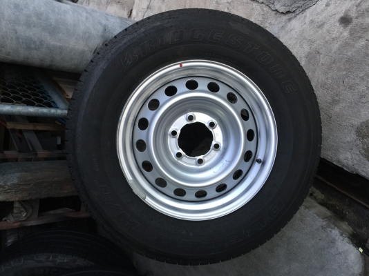 ขายล้ออ่ะไหล่ฟอจูนเนอร์+ยางยริสโตน265/65/17ปี14 ขาย1900บ.โทร.0879050181.ส่งได้ทั่วไทย