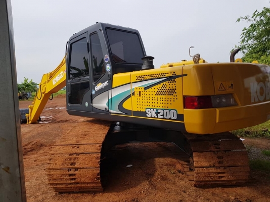 KOBELCO  SK  200 -3  เครื่องดีปั้มใหม่ (ติดมาคซิค) โซ่ใหม่เอวแน่น สภาพดีพร้อมลุยงาย  0828472388 ดูรถที่สกลนคร ราคา 650000 สัญญาซื้อขาย
