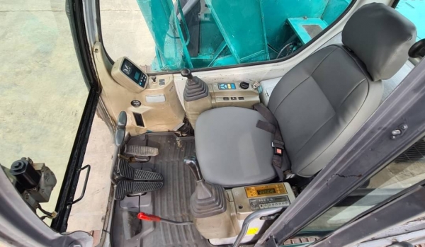 ขายด่วน785,000บาทรถแบคโฮKOBELCOSK135SR-6มาร์ซิคเทียบเท่าPC130ซีเรียล์สูงออโต้คันเร่งเต่ากะต่ายคลนโทลน้ำมันปั้มนี้วระบบไฟฟ้าครบเร็วแรงไม่โหลดเครื่อง 4สูบ อีซูซู4BG1เทอร์โบมีตัวสับคอลโทลรถนอกเพื่งนำเข้ามาใหม่จากญี่ปุ่นยังไม่ได้ใช้ในไทยเลย