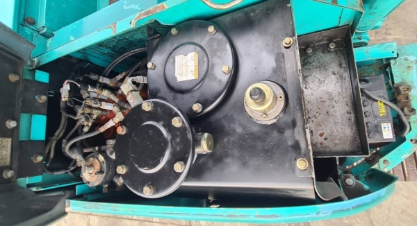 ขายด่วน785,000บาทรถแบคโฮKOBELCOSK135SR-6มาร์ซิคเทียบเท่าPC130ซีเรียล์สูงออโต้คันเร่งเต่ากะต่ายคลนโทลน้ำมันปั้มนี้วระบบไฟฟ้าครบเร็วแรงไม่โหลดเครื่อง 4สูบ อีซูซู4BG1เทอร์โบมีตัวสับคอลโทลรถนอกเพื่งนำเข้ามาใหม่จากญี่ปุ่นยังไม่ได้ใช้ในไทยเลย