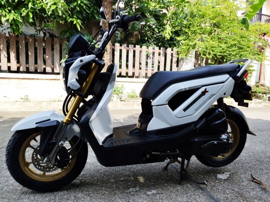ขายสด Zoomer-x ตัวไมล์แดงจดปี 58 ล้อทอง ยางใหม่หน้าหลังมีเล่มพร้อม