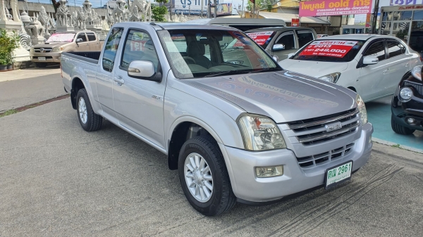 **ฟรีดาวน์** Isuzu D-Max 2.5 SLX-Ddi i-TEQ  ปี 06