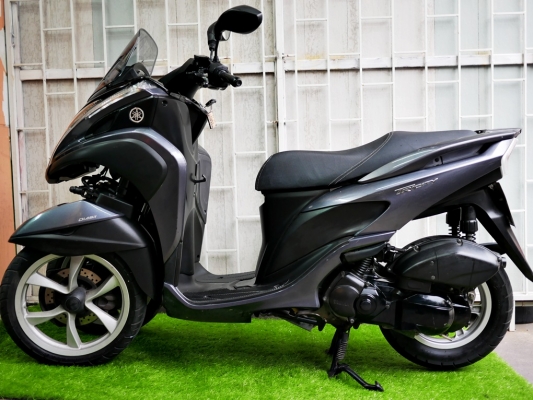 ขายสามล้อ Yamaha Tricity 125 รถชื่อตัวเองพร้อมขี่วิ่งน้อยจดปี 57