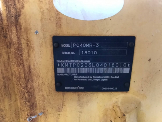 ขายKOMUTSU PC40mR-3 สวย น่ารัก สภาพพร้อมใช้ ถูกๆๆๆ:-))