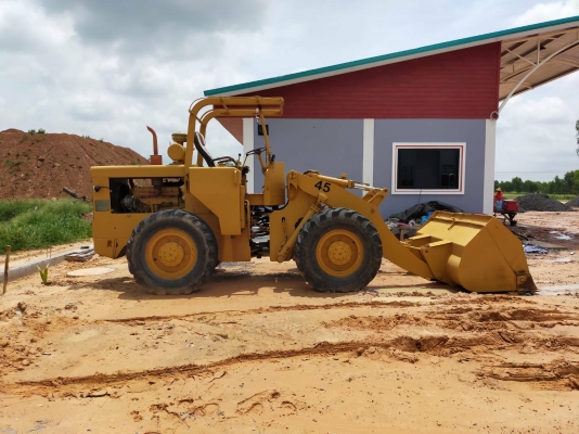 ขายรถตักTCM รถเก่าใน (ใช้ในเมืองไทย) ขายรถตักTCM รถเก่าใน (ใช้ในเมืองไทย)