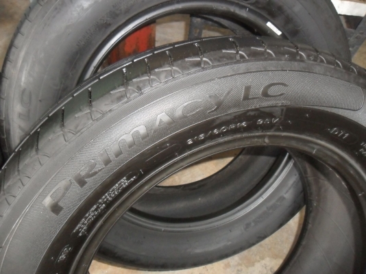 ยาง MICHELIN primacy LC 215/60R16 สวยๆ ยาง MICHELIN primacy LC 215/60R16 สวยๆ