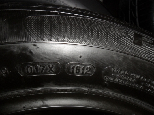 ยาง MICHELIN primacy LC 215/60R16 สวยๆ ยาง MICHELIN primacy LC 215/60R16 สวยๆ