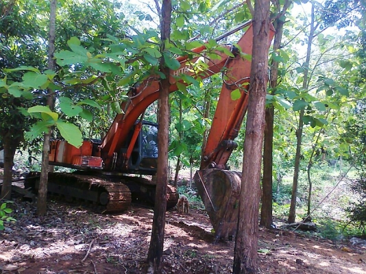 ขายด่วน  รถแบคโฮ HITACHI EX200-3 เอวแน่น ช่วงล่างสวยมาก ไฟฟ้าตัด แอร์เย็น รถสวยแจ่ม ในราคาจิ๊บ ๆ พร้อมใช้งาน เครื่องเดิม ปั้มเดิม สภาพสวย พร้อมใช้งานได้ดีเยี่ยม.