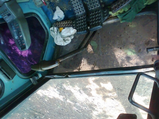 ขายด่วน  รถแบคโฮ HITACHI EX200-3 เอวแน่น ช่วงล่างสวยมาก ไฟฟ้าตัด แอร์เย็น รถสวยแจ่ม ในราคาจิ๊บ ๆ พร้อมใช้งาน เครื่องเดิม ปั้มเดิม สภาพสวย พร้อมใช้งานได้ดีเยี่ยม.