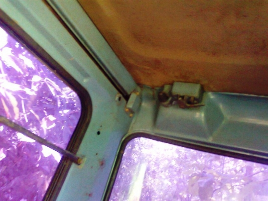 ขายด่วน  รถแบคโฮ HITACHI EX200-3 เอวแน่น ช่วงล่างสวยมาก ไฟฟ้าตัด แอร์เย็น รถสวยแจ่ม ในราคาจิ๊บ ๆ พร้อมใช้งาน เครื่องเดิม ปั้มเดิม สภาพสวย พร้อมใช้งานได้ดีเยี่ยม.