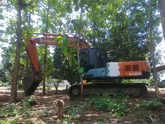 ขายด่วน  รถแบคโฮ HITACHI EX200-3 เอวแน่น ช่วงล่างสวยมาก ไฟฟ้าตัด แอร์เย็น รถสวยแจ่ม ในราคาจิ๊บ ๆ พร้อมใช้งาน เครื่องเดิม ปั้มเดิม สภาพสวย พร้อมใช้งานได้ดีเยี่ยม.