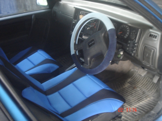 VOLVO 440 GLT ผมไม่มีที่จอด คนใจรักเอาไปดูแลต่อหน่อยครับ