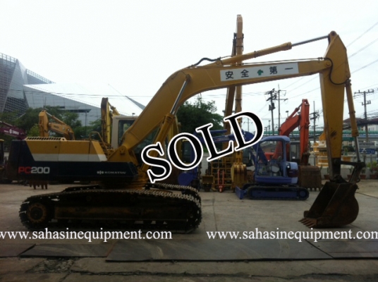 รถขุด PC200-5 รถนอก นำเข้า บจก.สหสินอีควิปเม้นท์ โทร.081-5851880, 02-5168100-1