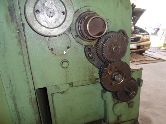 เครื่องกลึง 7 ฟุต หนัก 2 เพลา เกียร์บล็อก กลึงเกลียวไม่ต้องเปลี่ยนเฟือง 125,000