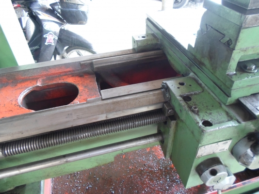 เครื่องกลึง 7 ฟุต หนัก 2 เพลา เกียร์บล็อก กลึงเกลียวไม่ต้องเปลี่ยนเฟือง 125,000