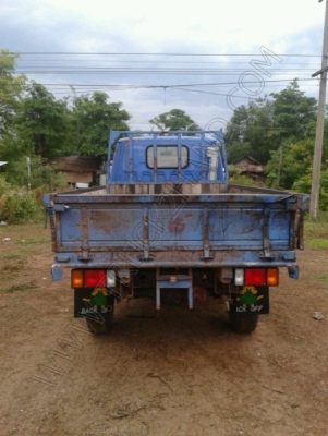 รถบรรทุก 4 ล้อ ยี่ห้อ ISUZU รุ่น NKR//ติดต่อเจ้าของโดยตรง คุณสุเมธ โทร.081-252-8313