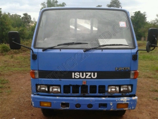 รถบรรทุก 4 ล้อ ยี่ห้อ ISUZU รุ่น NKR//ติดต่อเจ้าของโดยตรง คุณสุเมธ โทร.081-252-8313