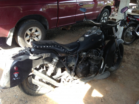 ขาย มอไซค์ไม่รู้รุ่น 650 CC.  ใช้งานได้