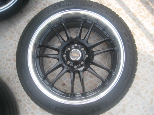 ขายล้อแม็ก Rays re30 17"x7" et42 4รู 100/114.3+ยาง (081-3747940)