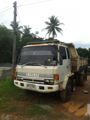 รถบรรทุก 6ล้อ อีซูซุ rocky 165