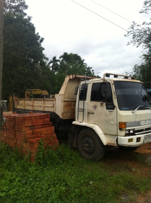 รถบรรทุก 6ล้อ อีซูซุ rocky 165 รถบรรทุก 6ล้อ อีซูซุ rocky 165