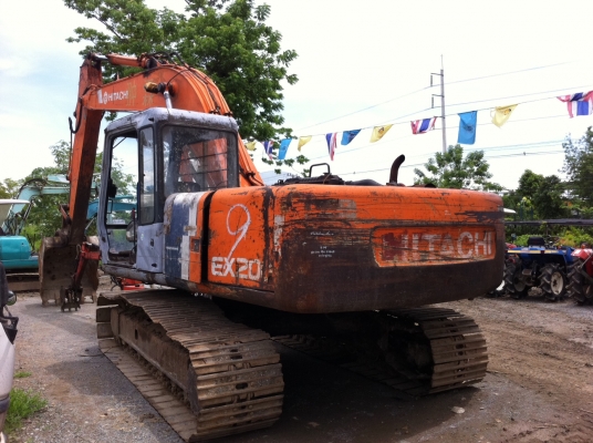 HITACHI EX200