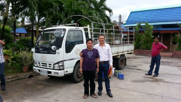 รถบรรทุก 6 ล้อ ยี่ห้อ ISUZU รุ่น NKR