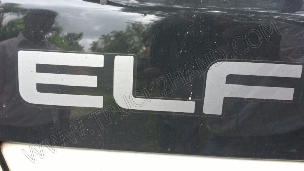 รถบรรทุก 6 ล้อ ยี่ห้อ ISUZU รุ่น NKR