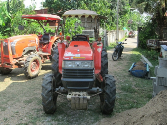 ขาย รถไถนา L3408เจ้าของใช้เอง ขาย รถไถนา L3408เจ้าของใช้เอง