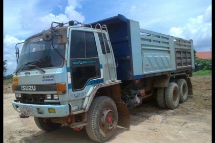 สิบล้ออีซูซุ ร๊อคกี้ นางฟ้า สภาพสวยๆ