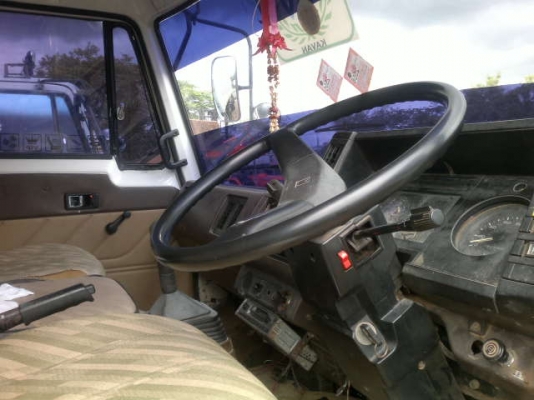 รถอิซูซุ 6 ล้อดั้ม FTR11FY - K 165 แรงม้า สนใจติดต่อ 081 - 6079515 รถอิซูซุ 6 ล้อดั้ม FTR11FY - K 165 แรงม้า สนใจติดต่อ 081 - 6079515