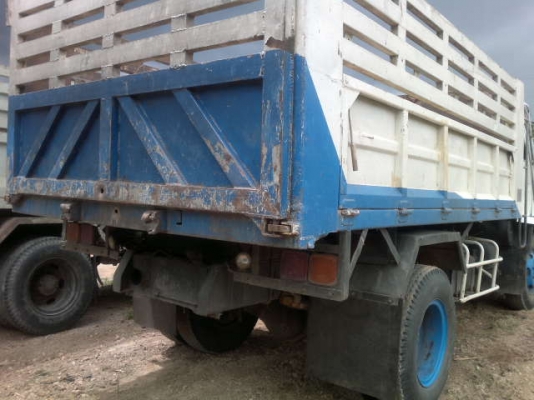 รถอิซูซุ 6 ล้อดั้ม FTR11FY - K 165 แรงม้า สนใจติดต่อ 081 - 6079515 รถอิซูซุ 6 ล้อดั้ม FTR11FY - K 165 แรงม้า สนใจติดต่อ 081 - 6079515