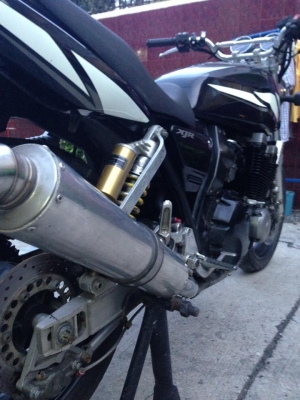 ขายด่วนๆครับ yamaha xjr 400 ปี 96 คารบูไฟฟ้า อินวอย์ พรบ. ขายด่วนๆครับ yamaha xjr 400 ปี 96 คารบูไฟฟ้า อินวอย์ พรบ.