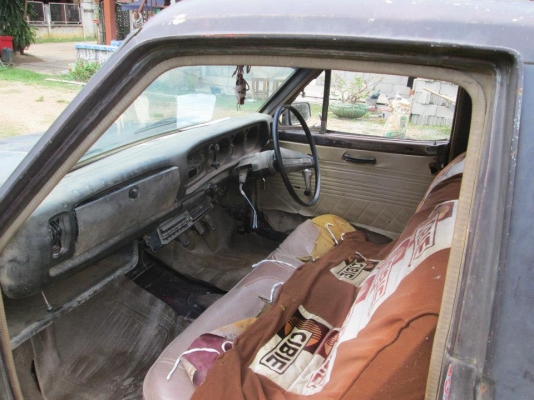 ขาย DATSUN 620 เครื่อง1500 เกียร์คอ เดิมๆ 5 ขอไฟนอนทะเบียนเต็ม นนทบุรี บางใหญ่