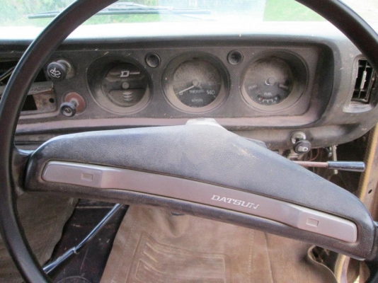 ขาย DATSUN 620 เครื่อง1500 เกียร์คอ เดิมๆ 5 ขอไฟนอนทะเบียนเต็ม นนทบุรี บางใหญ่