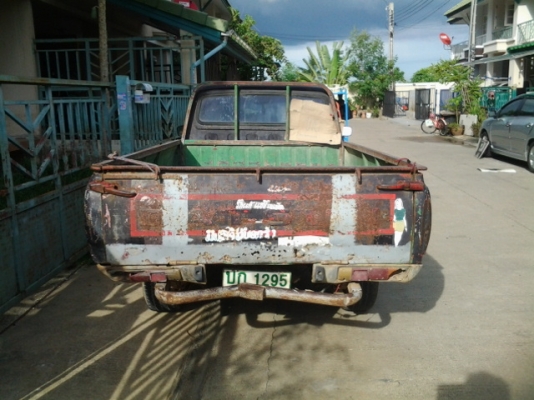 ขาย DATSUN 620 เครื่อง1500 เกียร์คอ เดิมๆ 5 ขอไฟนอนทะเบียนเต็ม นนทบุรี บางใหญ่