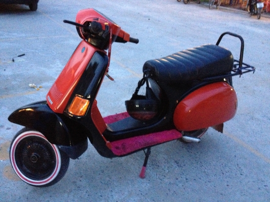 Vespa cosa 16500