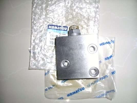 Spare part 723-40-71102 VALVE ASS'Y (Komatsu)