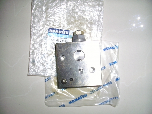 Spare part 723-40-71102 VALVE ASS'Y (Komatsu)