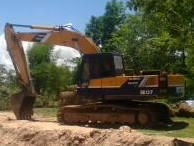 KOBELCO MARK II SK-200 Yutani บอดี้สวยครบ เครื่องเดิมแน่นดีแรงดี ปั๊ม K3V แห้งดีทั้งคันทำงานเร็ว บูมอาร์มสวยมากไม่มีปะไม่มีดาม ช่วงล่างแน่นตัวเดินใหญ่ โซ่บูทใบแทรกหนาดีประมาณ 70\% พร้อมทำงานได้เลย เอกสารสัญญาซื้อขาย ราคาต่อรองได้ครับ