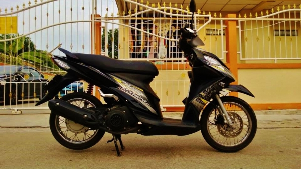 (หัวฉีด) SKYDRIVE 2012 ดำ ลายล่าสุดเลย ของครบๆ ขายถูกๆ ต่อรองได้เป็นพัน