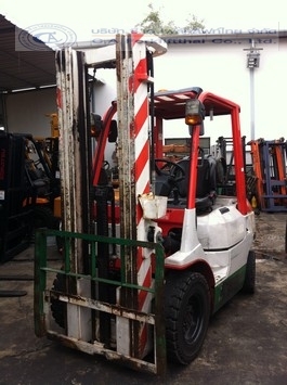 ขายรถ โฟล์คลิฟท์ TOYOTA รุ่น 7-FG20