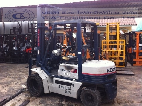ขาย รถโฟล์คลิฟท์ KOMATSU รุ่น FD20-11